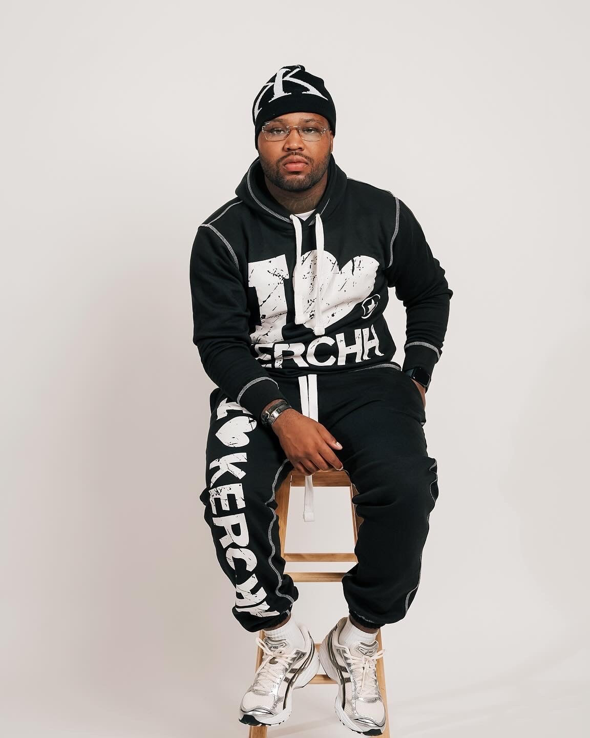 LOVING KERCHH BLACK SWEAT SUIT